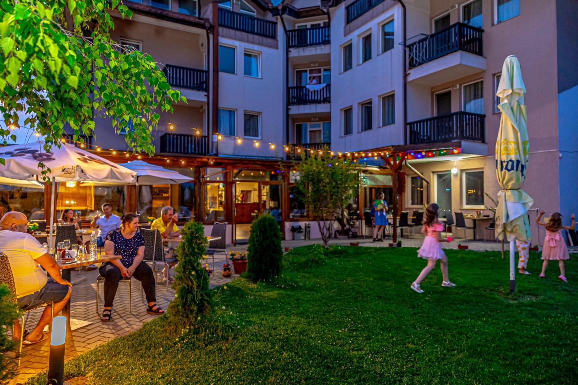 Thermal Hotel Seven Seasons Banya  Ngoại thất bức ảnh