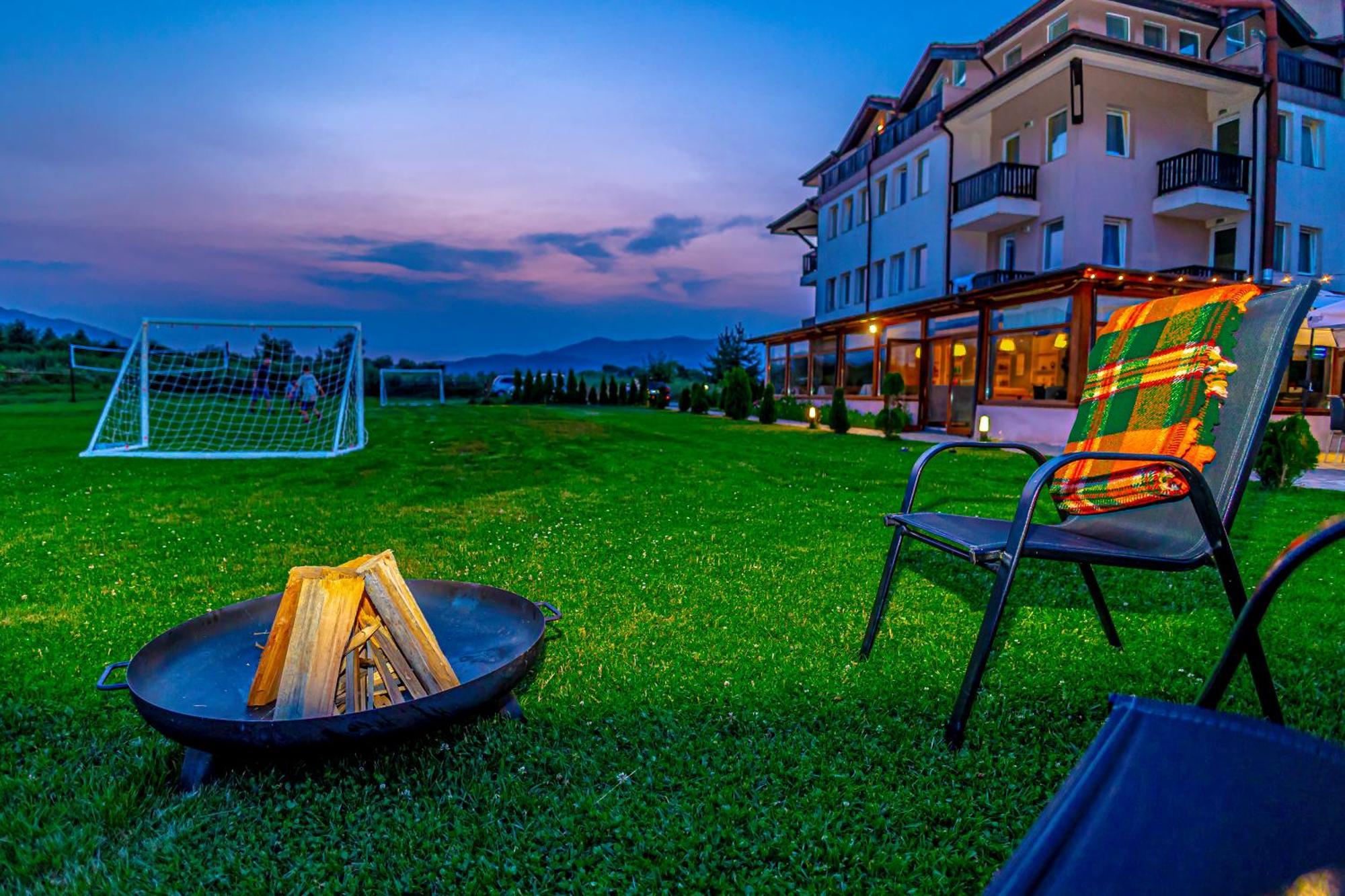 Thermal Hotel Seven Seasons Banya  Ngoại thất bức ảnh